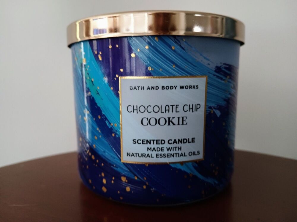 Chocolate Chip Cookie 3-Wick Candle 25-45 hours Bath & Body Works